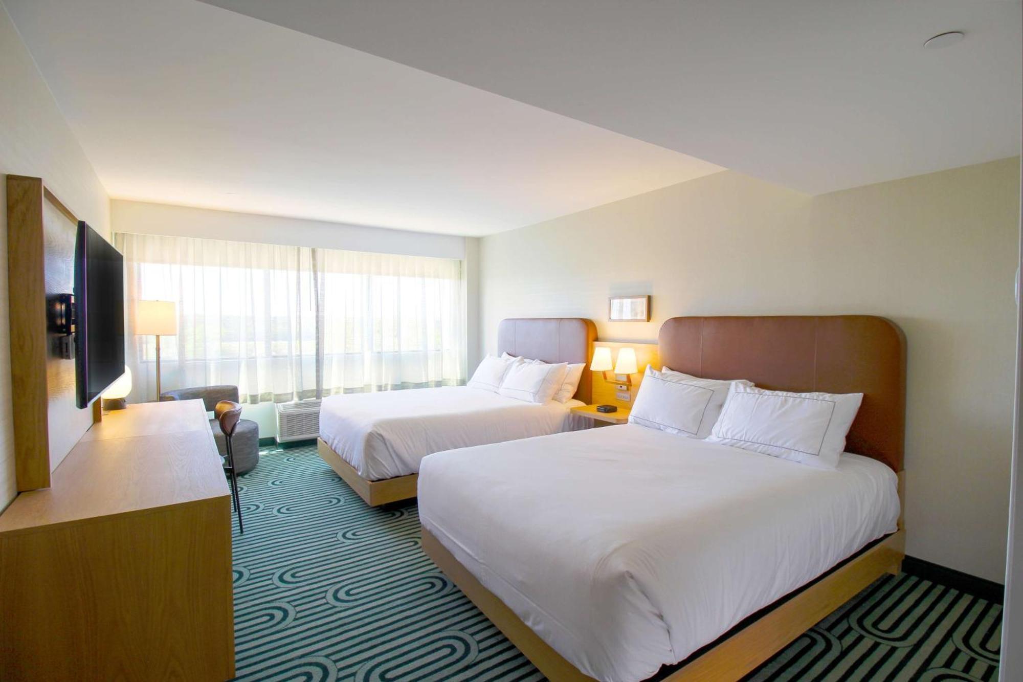Doubletree By Hilton Clarksville Riverview Exterior photo